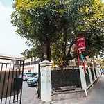 Oyo 1286 Margot Residence Near Rsud Kebayoran Baru