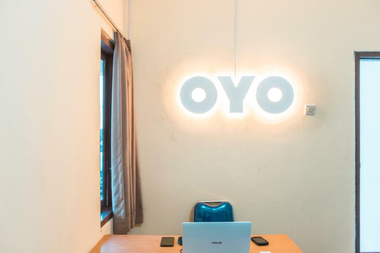 Oyo 1286 Margot Near Rsud Kebayoran Baru Hotel 2*