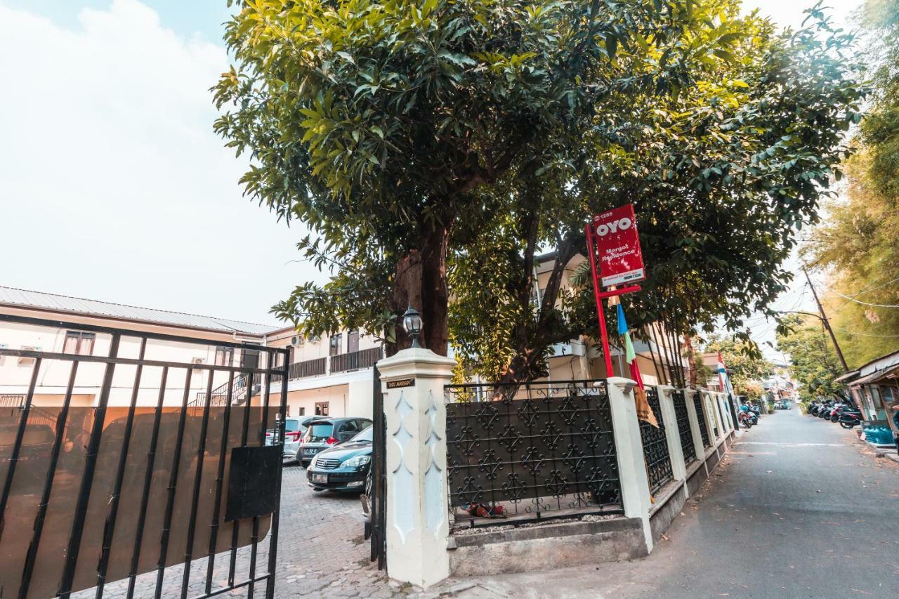 Oyo 1286 Margot Near Rsud Kebayoran Baru Hotel Jakarta