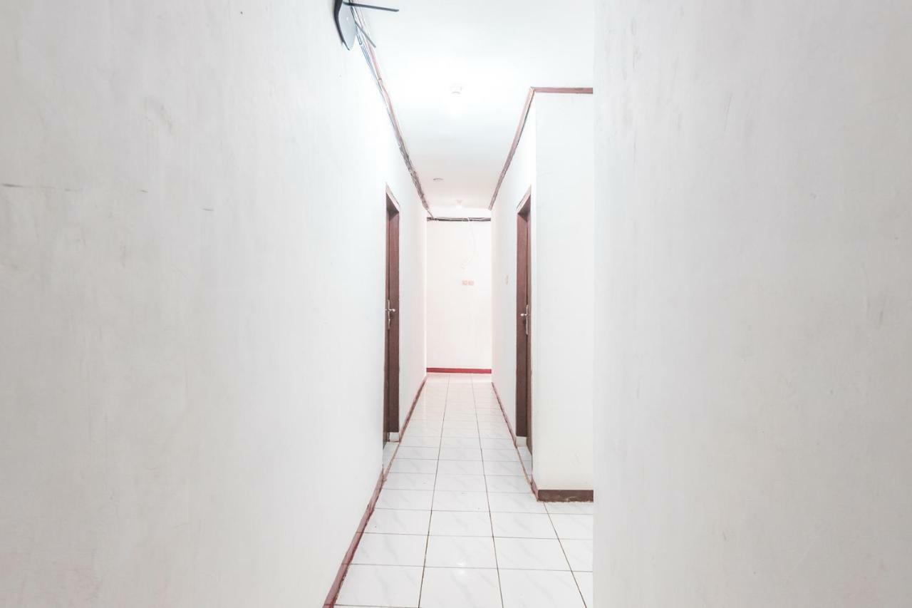 Oyo 1286 Margot Near Rsud Kebayoran Baru Hotel 2*